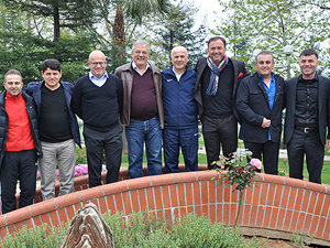 Mandıralı Trabzondaki teknik adamlarla buluştu