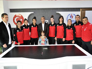 Judo milli takımından Yazıcı'ya ziyaret!