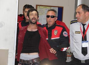 Bıçaklı gençten seri soygun!