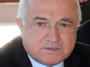 ’’Siyasete, demokrasiye ayar vereceğiz derken...’’