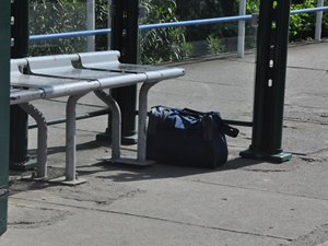 Trabzon'da şüpheli çanta alarmı polisi harekete geçirdi. 1 Mayıs 2014