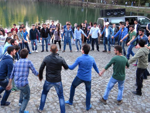 Horon halkası ve bu kez Uzungöl’de kurulacak