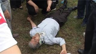 Minibüs çarpıştı 12 yaralı