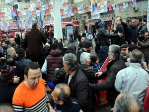 Sanat galerisine saldırı