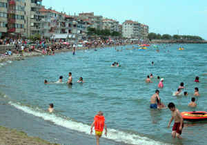 Sahiller doldu taştı