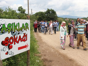 Bu da "evlilik sitesi"nin atası