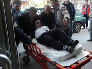 Düğünde yanlışlıkla imamı vurdu