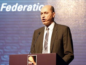 FIBA Başkanı artık Türk!