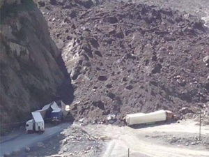 Gürcistan'daki heyelan onları vurdu!