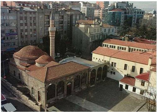 Trabzon meydanda kemikler bulundu!
