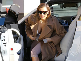 Kim Kardashian evlendi