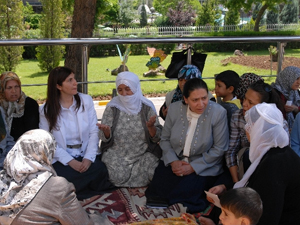 Çocukları dağa kaçırıldı, M.vekilleri destek oldu