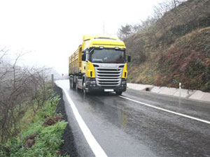 Bu yol tırcıların korkulu rüyası!