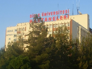 O gösterici ameliyata alındı