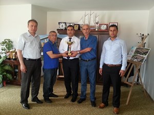 Rize futbol takımı engel tanımadı