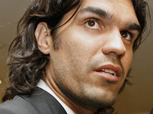 Ünlü golcü hayatını kaybetti!