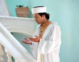 Rokçı imam hakkında flaş karar