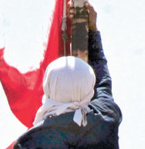 Bayrağı indirene ceza yağacak!