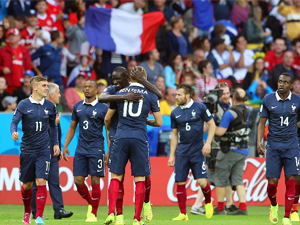 Gol çizgisi teknolojisi Fransa'ya yaradı