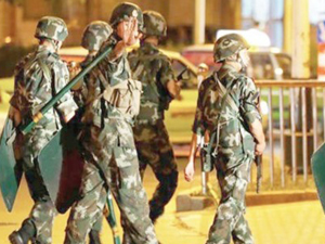 Çin 13 Uygur'u idam etti