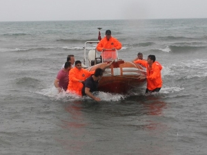 Karadeniz'de can pazarı! İki kardeş...