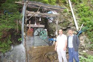 Giresunlu elektriği bedavaya getirdi!