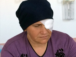 Düğünü izlerken gözünden oldu