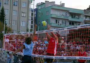 Karadeniz'de Plaj Voleybolu