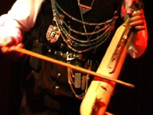 Karadeniz müziği daraltılamaz!