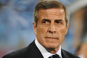 FİFA'daki görevinden istifa etti