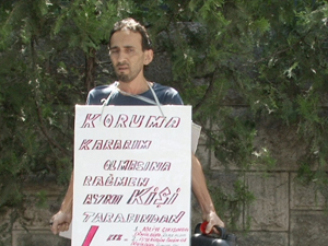 Meclis önünde hareketli dakikalar