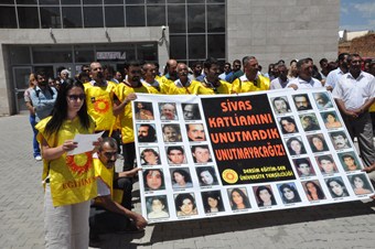 Tunceli Üniversitesinde Madımak anması