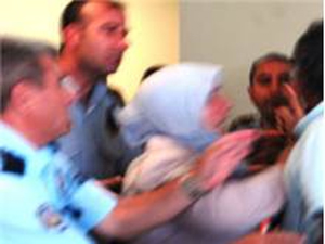 Hastanede şaşırtan kavga!