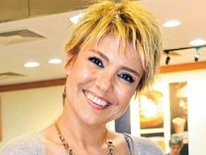Gülben Ergen verdiği sözü tuttu...