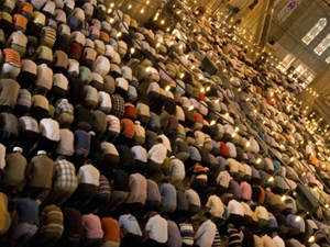 Giresun'da Enderun usulü teravih!