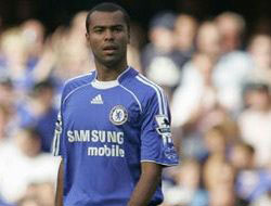 Yıldız futbolcu nereye gidecek?