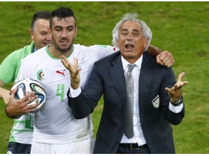 Halilhodzic 3'e katlayacak