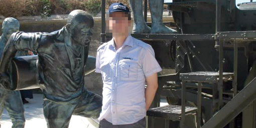 Başbakanın annesine hakaret etti ve...