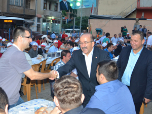 Gümrükçüoğlu Köprübaşı'nda iftara katıldı!