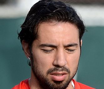 Karabükspor Emre'yi renklerini bağladı