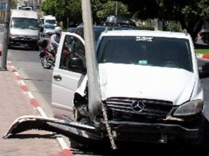 Akıl almaz kaza...!