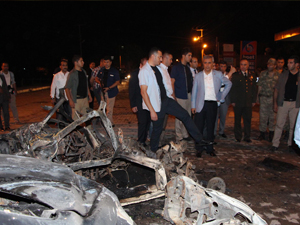 Başkana bombalı araçla saldırı!