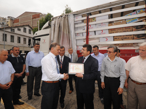 Trabzon'dan tırlar yola çıktı!