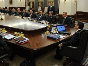 Paralel yapı Kırmızı Kitap'a girecek!