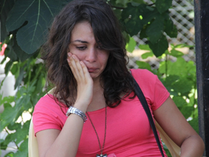 Babasını bıçaklayarak öldürdü!