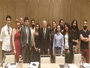 Cumhurbaşkanı adayı ekşi sözlükle buluştu