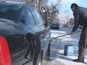 Sokakta araba yıkayana ceza!