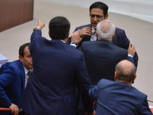 TBMM'de gergin dakikalar!