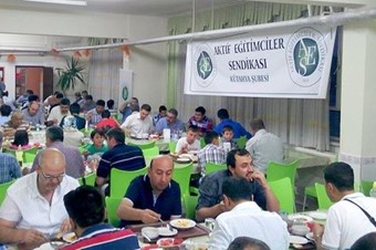 Kütahya Aktif Eğitimciler Sendikası, iftarda buluştu