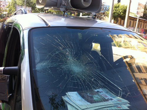 Cumhurbaşkanı adayına saldırı